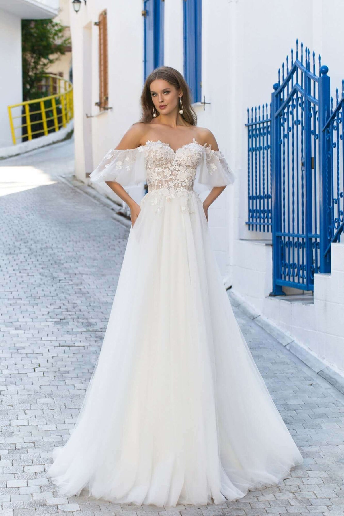 lace wedding dress ottawa, lace wedding dress, bohemian wedding dresses, bohemian wedding dress, aline wedding dress,