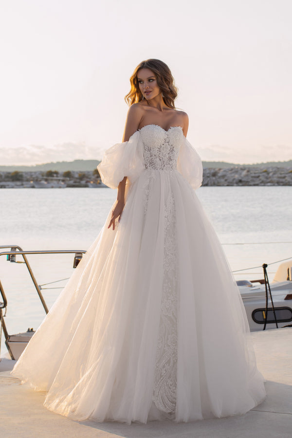 SAMPLE Sale - Neveah - Aline wedding Dress