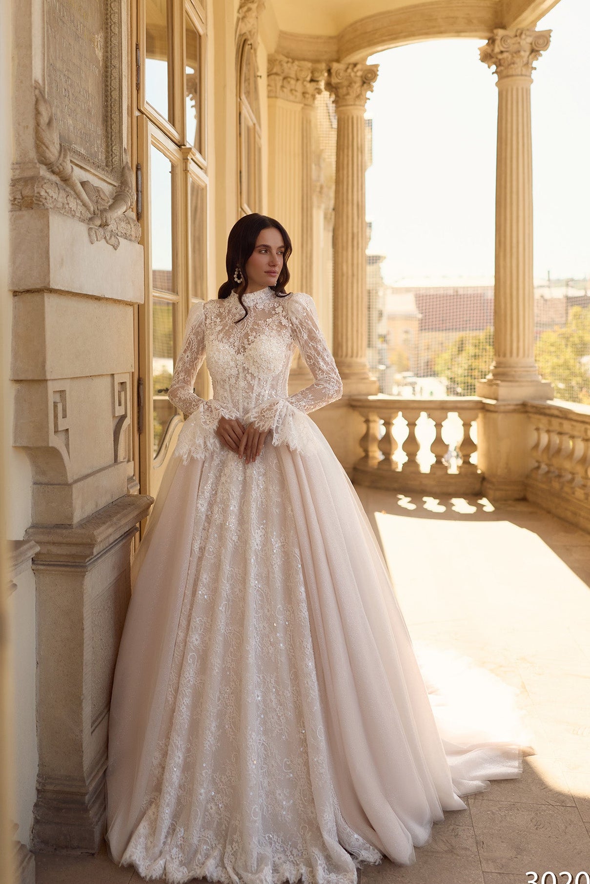 Lace wedding dress, Chantilly wedding dress, lace ball gown, dress with long sleeves, corset wedding dress