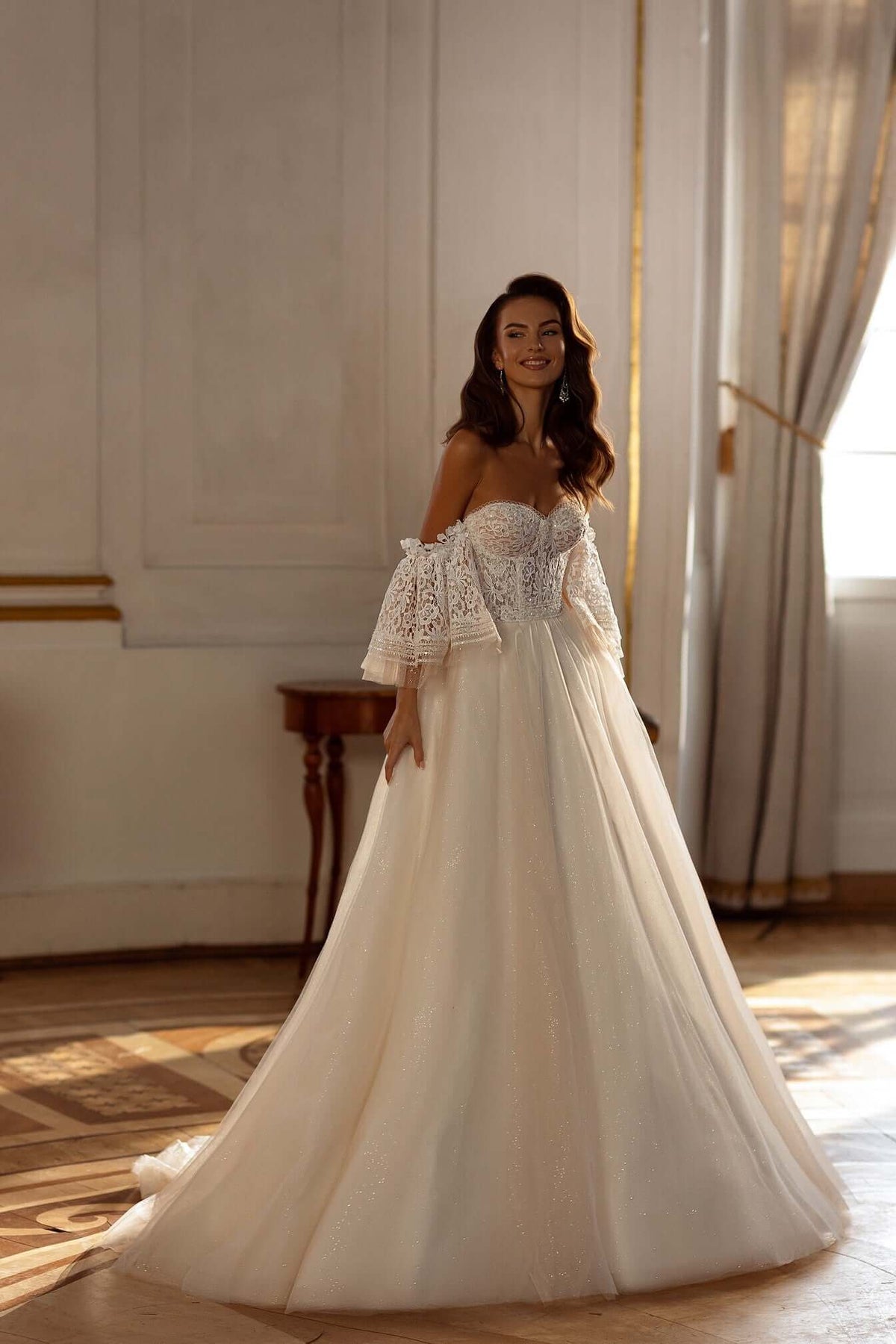 aline wedding dress, corset wedding dresses, wedding dress in Canada, wedding dresses in Ontario, wedding dresses online Canada, lace wedding dress