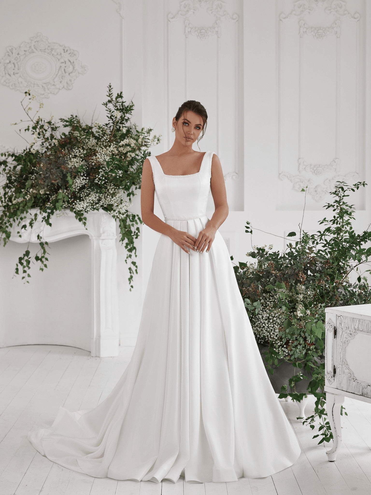 Satin Aline square neckline wedding dress, satin bridal gown, wedding store ottawa, aline wedding dress, square neckline, wedding store Canada, wedding store, with love bridal Ottawa, with love Ottawa, weddings dresses Canada,