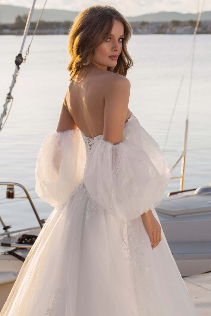  tulle wedding dress, bridal dresses on sale, light wedding dress, bohemian wedding dresses, sample designer wedding dresses, Aline wedding dress