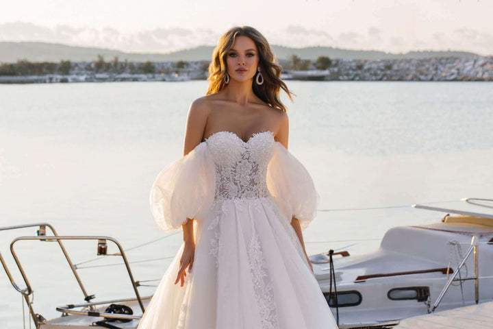 corset wedding dress, bridal boutique in orleans, bridal boutique near me, bridal dresses Canada, bridal gown Canada, 