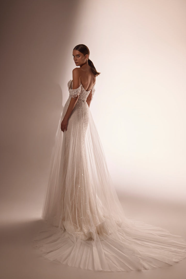 bridal shops near me,
bridal store in orleans,
bridal store in ottawa,
bridal store near me,
bridal store orleans,
bridal store,
form fitting wedding dress ottawa,
form fitting wedding dress with train,overskirt,


