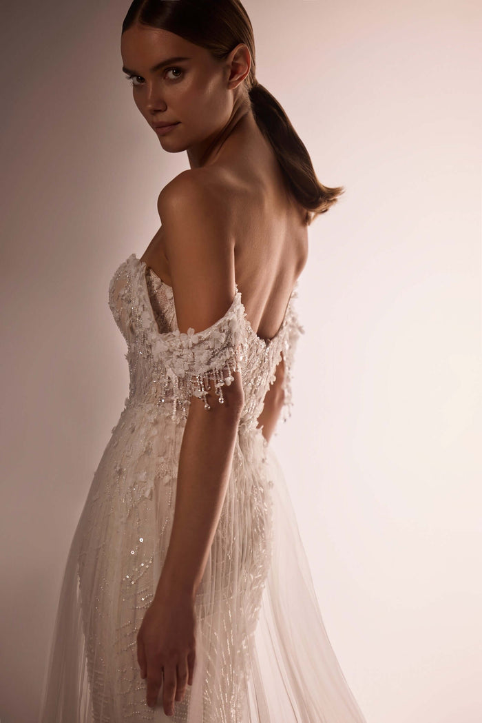 bridal shop in Toronto,bridal shop near me,bridal shop Ontario,bridal shop orleans,wedding dress low back,wedding dress mermaid,wedding dresses in mermaid style, mermaid wedding gown