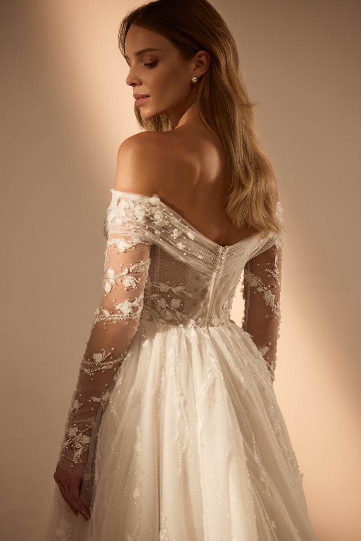 wedding dresses with lace,bridal gown with sleeves,bridal gown with sleeves near me,couture wedding dresses in orleans,
best bridal sale,



