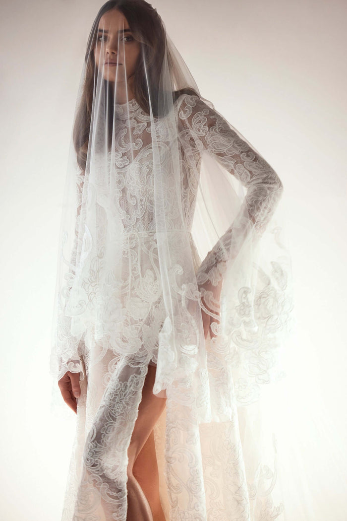 revelle Ottawa,wedding dress boutique near me,wedding dress boutiques near me,wedding dress Canada,wedding dress designer Canada, designer wedding dresses in ottawa, designer wedding dresses near me,bohemian wedding dresses,boho wedding dresses, A-Line wedding gown