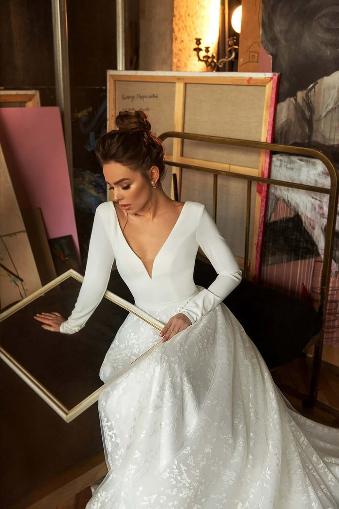 wedding dress under 2000, dreamy dress Ottawa, best wedding store Ottawa, bridal gowns Ontario, bridal shops in orleans, Aline wedding dress