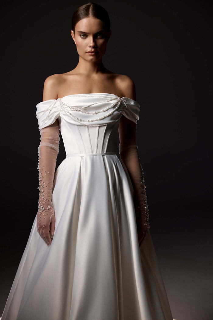 canada wedding dress designers,couture wedding dress in ottawa,mikado dress,mikado wedding dress ottawa,mikado wedding dress, a-line wedding gown