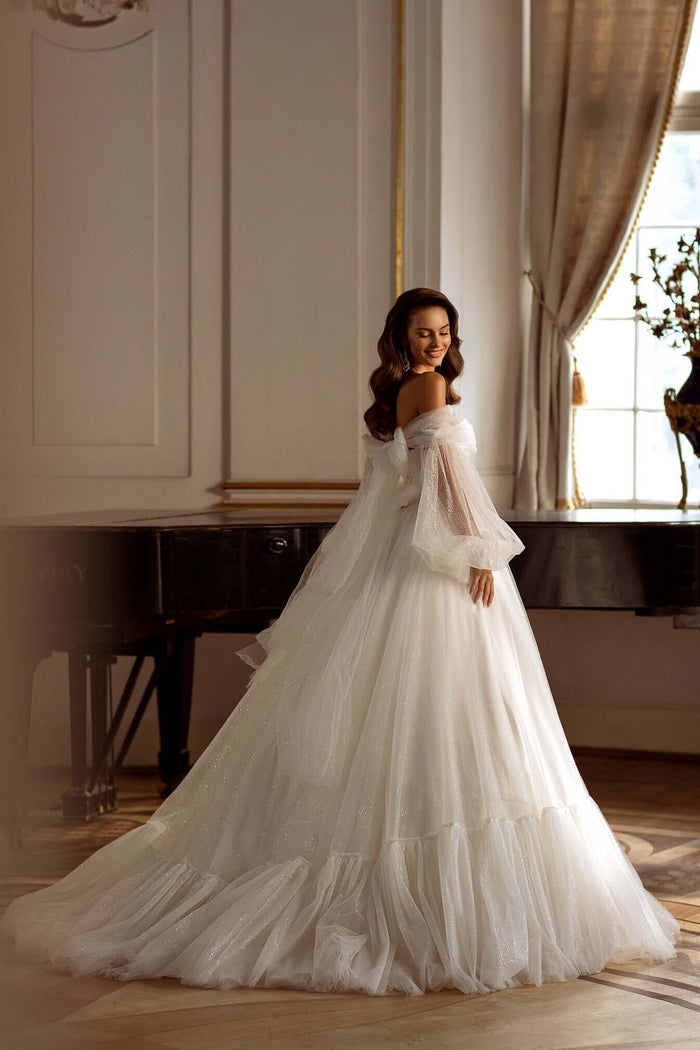 best bridal store orleans, best bridal store ottawa, bridal boutique near me, poshfair, poshfair bridal, tulle wedding dress