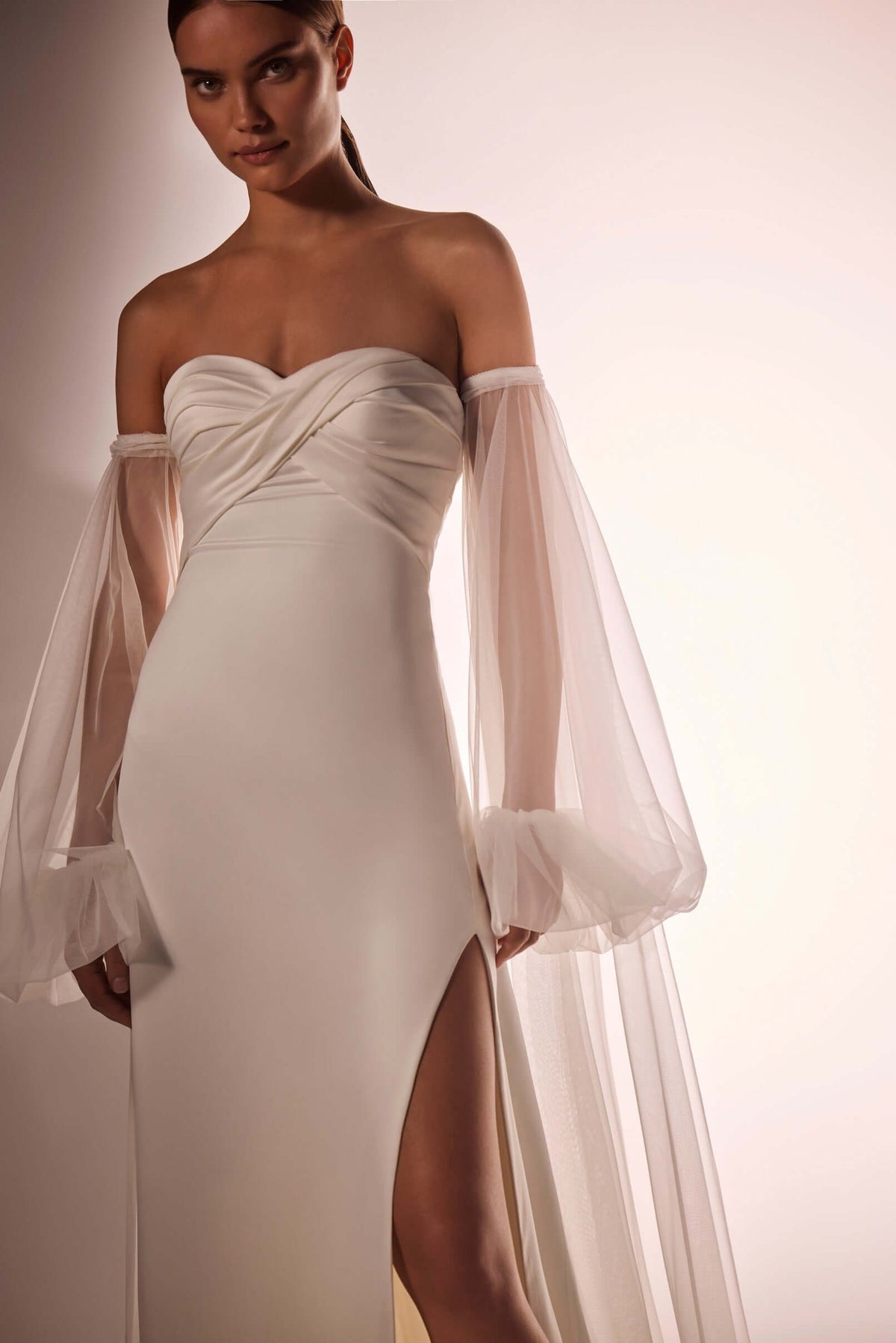 removable sleeves,form fitting wedding dress ottawa, crepe wedding dress,bridal boutique near me,bridal boutiques near me, fitted wedding gown