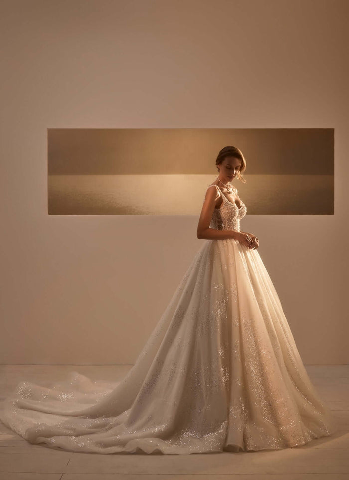 Glitter ball gown wedding, designer wedding dress orleans, couture wedding dress near me, best bridal shop ottawa, ivory wedding dress
