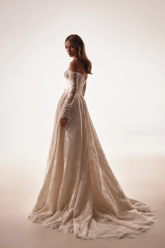 A-line wedding dress with train, Ivory wedding gown, ballgown wedding dress, custom wedding dress Canada, lace wedding dress