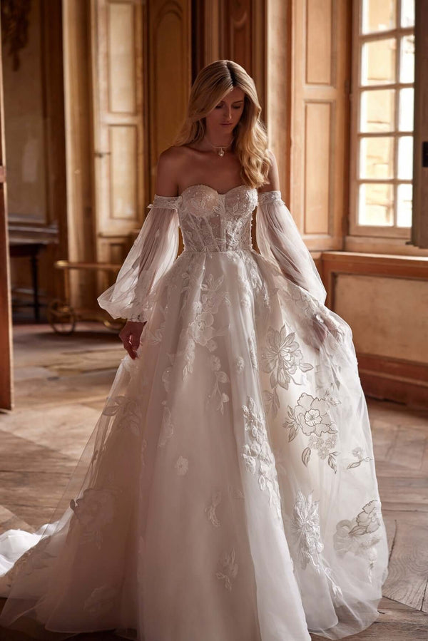 princess wedding dress

wedding dress with train

romantic wedding gown

nude ball gown

ball bridal gown