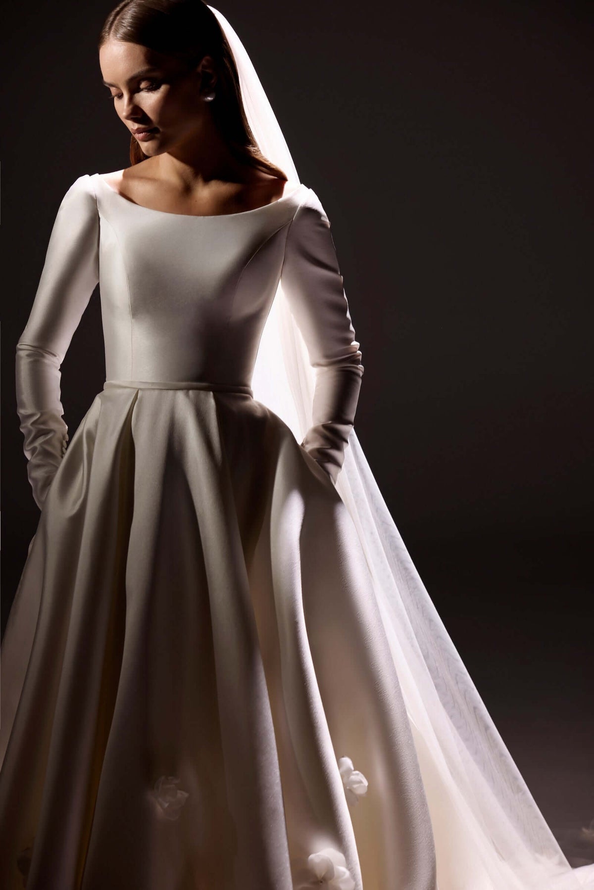 aline wedding dress with long sleeves,aline wedding dress with long sleeves,aline wedding dress,islamic bridal gown near me,light wedding dress, mikado wedding gown