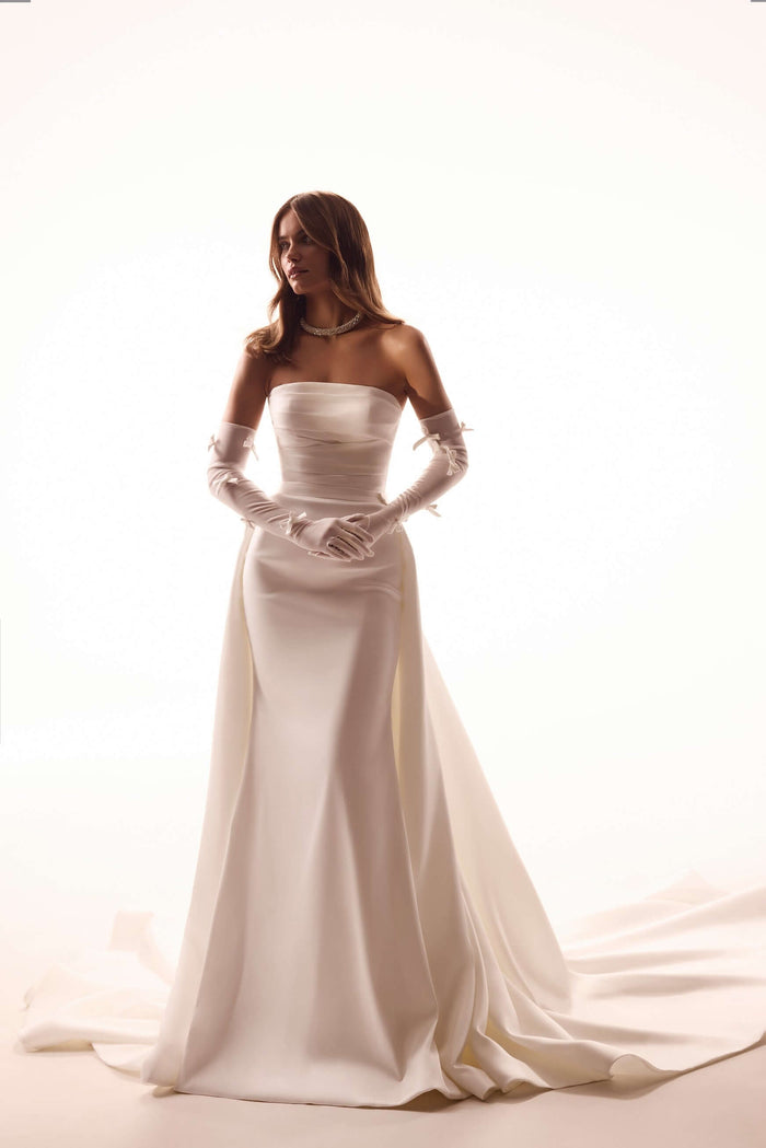 corset dress,corset wedding dress,fit and flare dress ottawa,fit and flare wedding dress,fit and flare, mermaid wedding gown