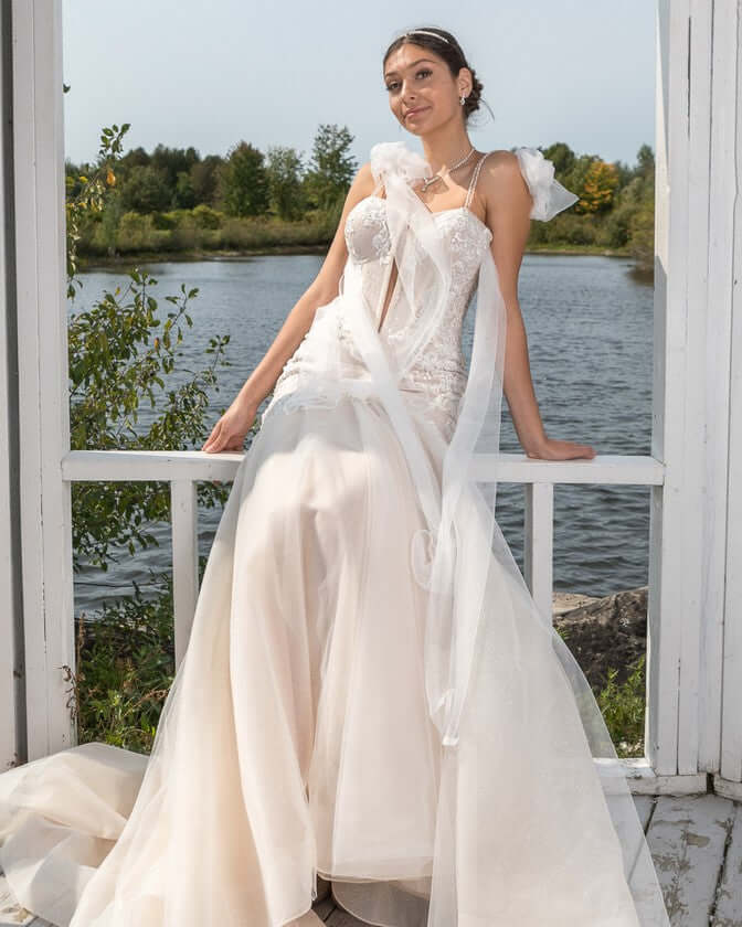 bridal store orleans, designer wedding dress in ottawa, designer wedding dress in orleans, lace wedding dress