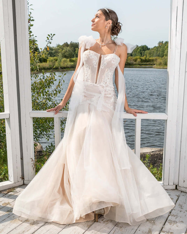 Mira - Mermaid Lace Wedding Dress