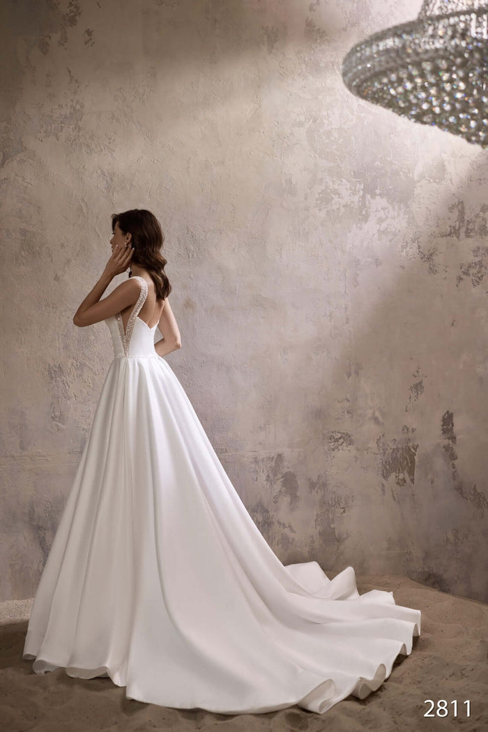 wedding dress with train, wedding dress with cathedral train, wedding dress with removable skirt, made with love Canada, satin wedding dress