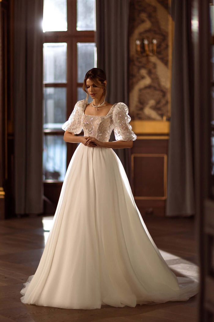 wedding gowns online Canada, wedding store Canada, with love bridal Ottawa, with love Ottawa, weddings dresses Canada, satin wedding dress