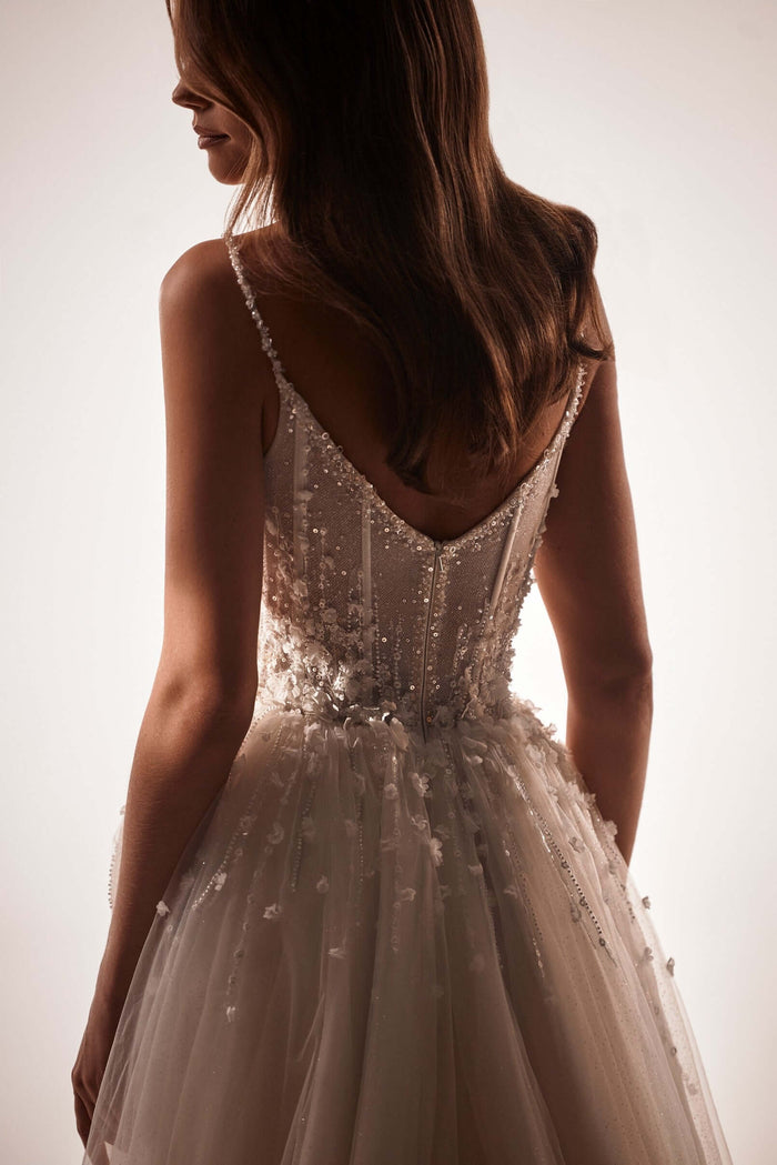 corset dress,
corset wedding dress,
bridal  designer,
canada wedding dress designers,
bridal shop orleans,
