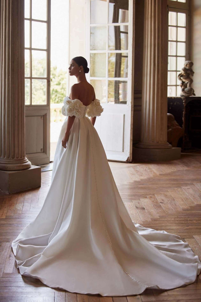 mikado dress, mikado wedding dress, bridal gown with sleeves, bridal shop Ontario, bridal shop orleans, bridal shop, Mikado wedding dress