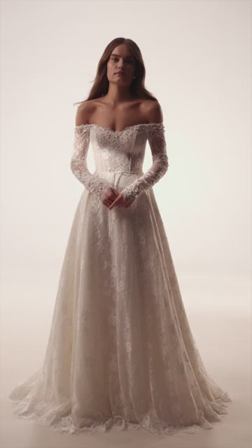 wedding dress with pearls, wedding dress with tulle, wedding dress under 2000 Orleans