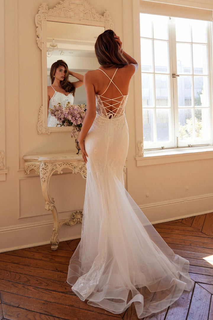sweetheart wedding dress, removable off shoulder sleeves. lace ball gown, bridal store ottawa, best bridal shops in orleans, ottawa
