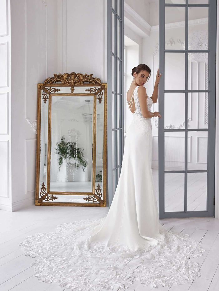 wedding dresses with low back, ontario wedding dresses, orleans bridal boutique, orleans bridal shop, orleans bridal store, fit and flare wedding dress