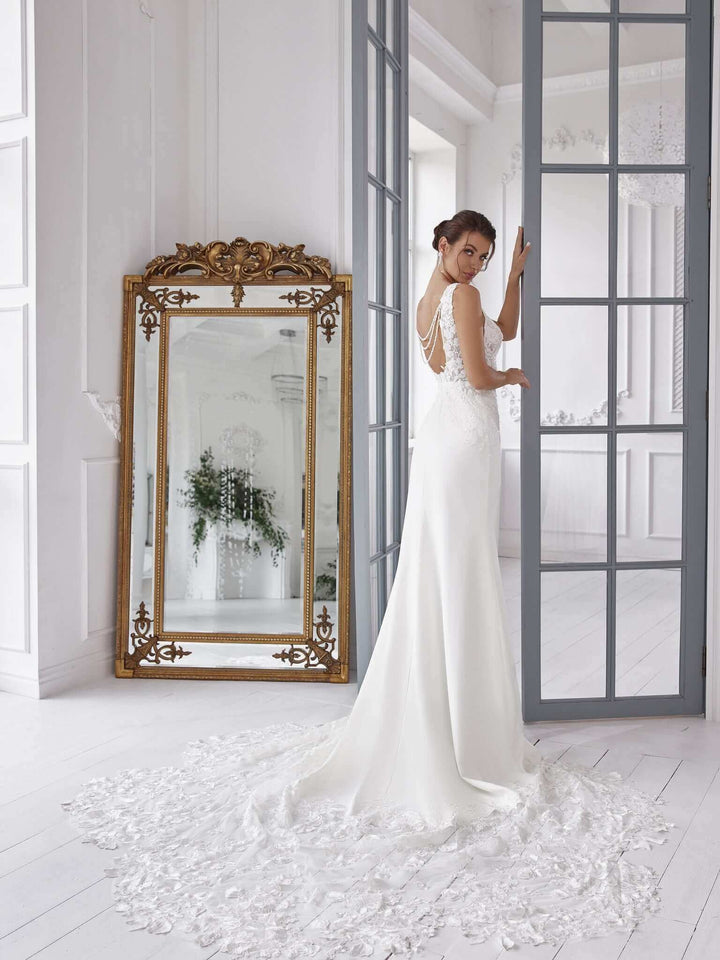 wedding dresses with low back, ontario wedding dresses, orleans bridal boutique, orleans bridal shop, orleans bridal store,