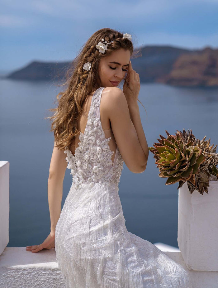 ottawa bridal stores, ottawa wedding dress stores, revelle Ottawa, poshfair boutique, poshfair boutique, posh bridal, fit and flare wedding dress