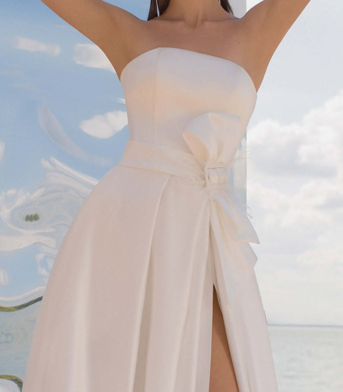 , bridal boutiques near me, bridal dresses Canada, bridal gown Canada, bridal gowns Canada, bridal gowns Ontario, bridal shop Canada, aline wedding dress
