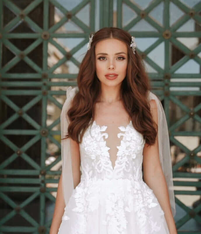  canadian wedding dresses, dreamy dress Ottawa, luxe bridal Algonquin, made with love bridal Canada, made with love bridal store, aline wedding dress