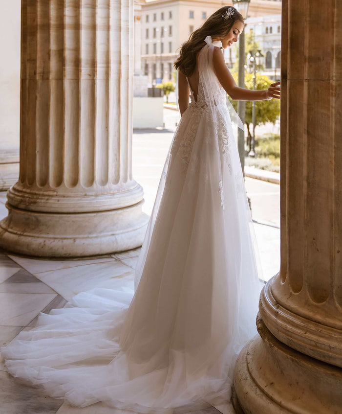  bridal boutique in orleans, bridal boutique near me, bridal boutiques near me, bridal dresses Canada, bridal gown Canada, bridal gowns Canada, aline wedding dress