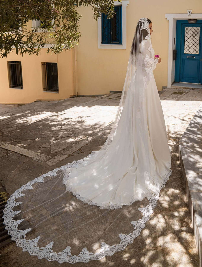 wedding dress boutique near me, wedding dress boutiques near me, wedding dress Canada, wedding dress in Canada, aline wedding dress