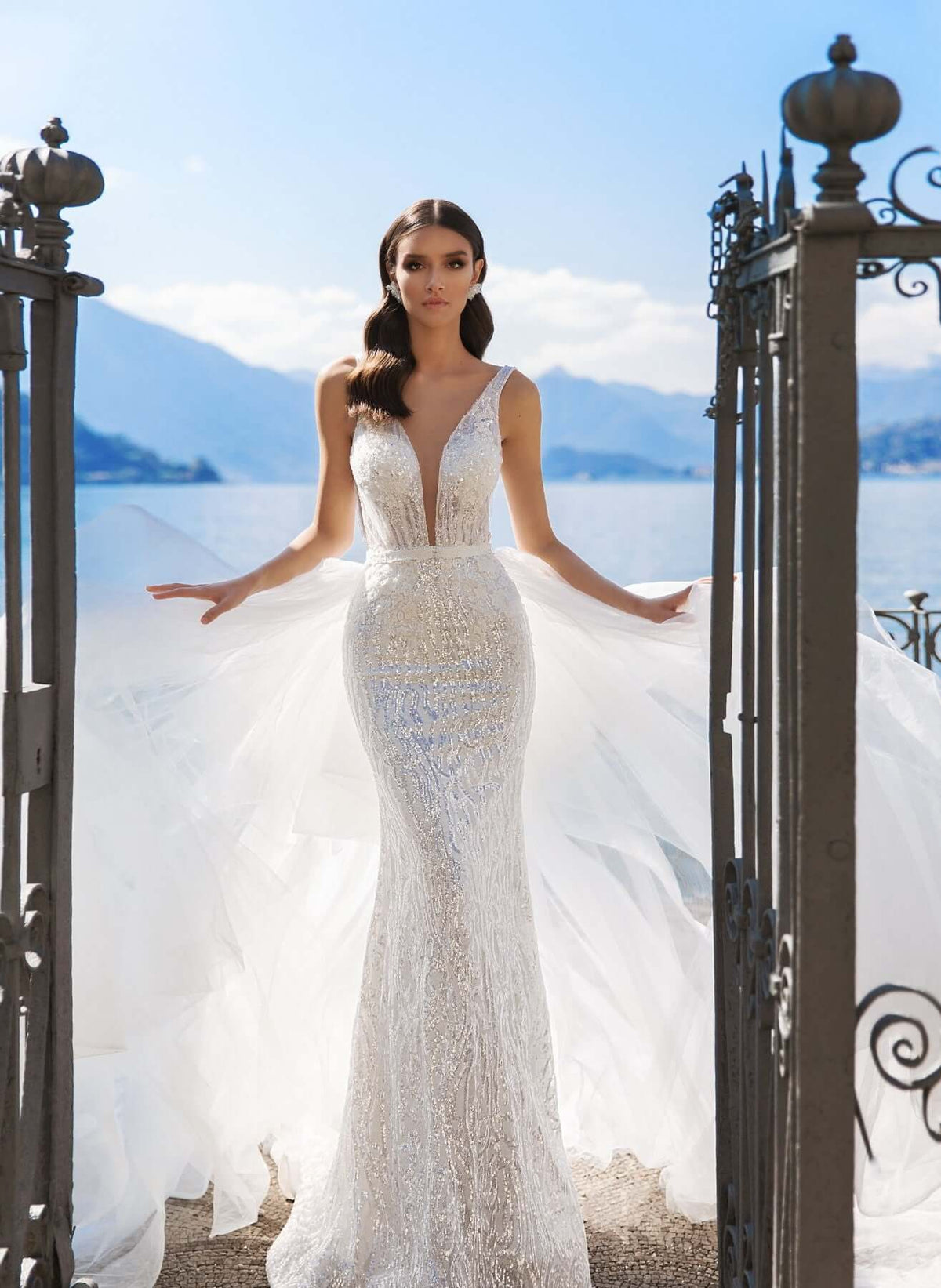 wedding dress with removable train, shiny wedding dress ottawa, custom wedding dress near me, bridal designer near me, fit and flare wedding dress