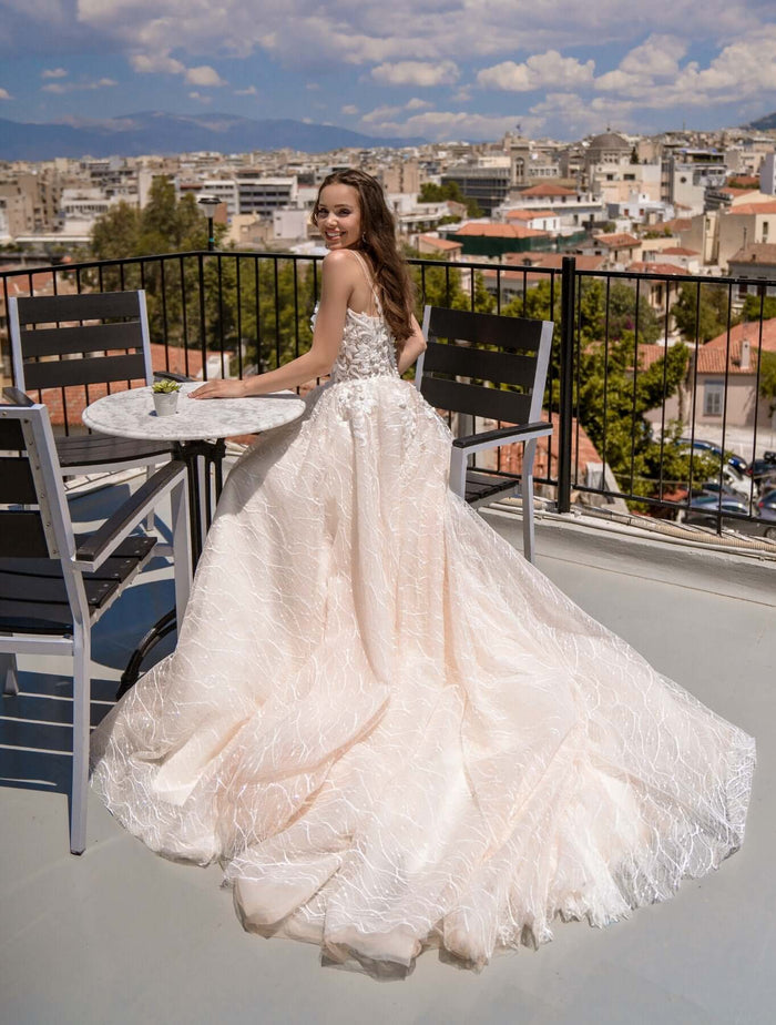 plunging V neckline, wedding dress with plunging neckline, tulle wedding dress, canada wedding gown, canada wedding gowns, bridal gown with sleeves, aline wedding dress